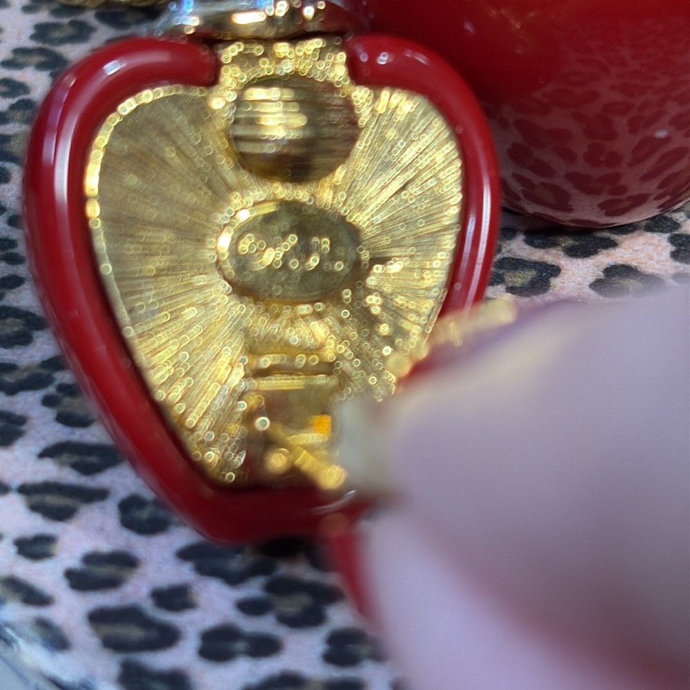 Vintage KJL Kenneth Jay Lane RED Apple necklace AND matching clip earrings - Picture 13 of 16